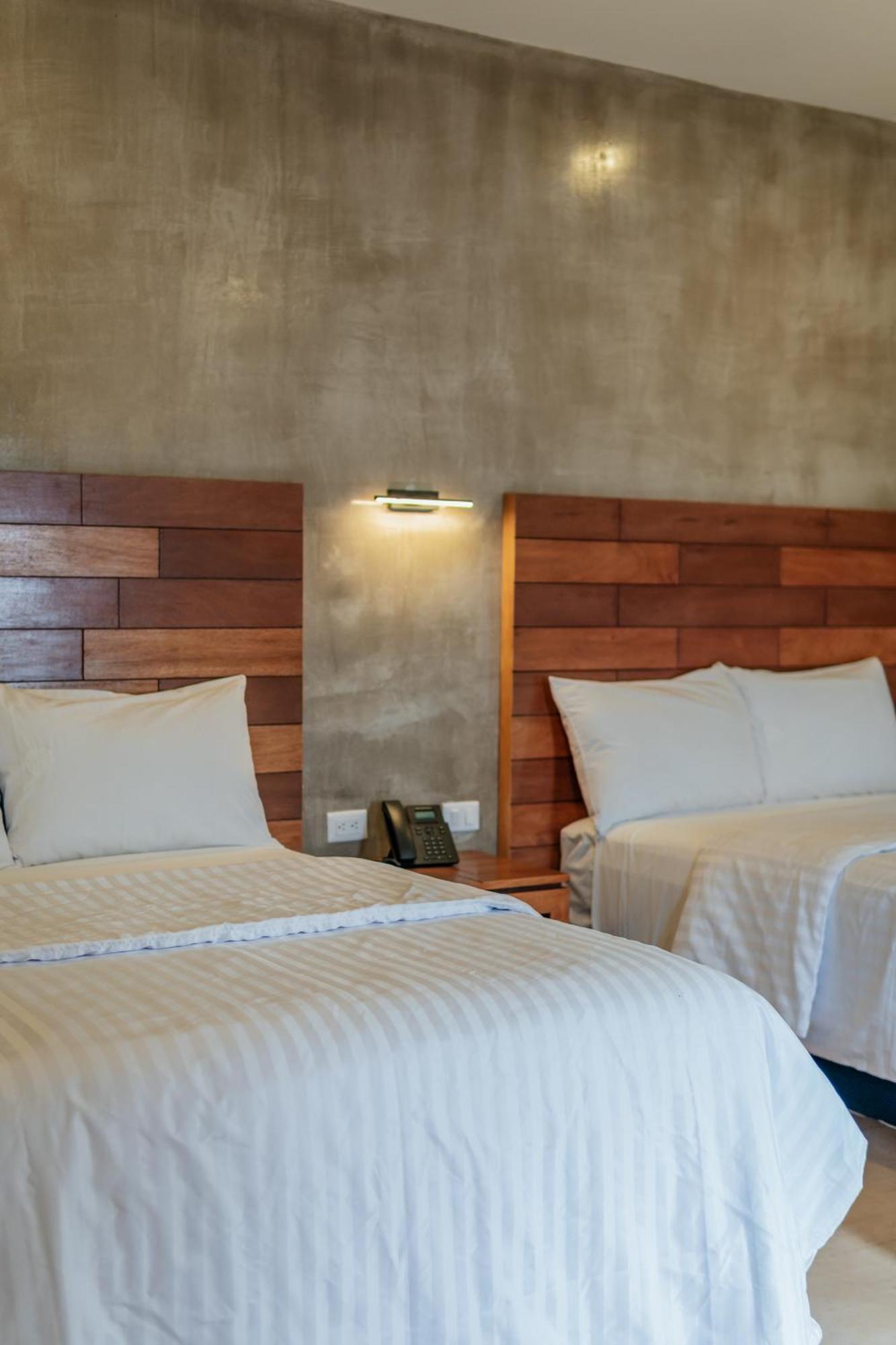Hotel Casa 57 เมริดา ภายนอก รูปภาพ